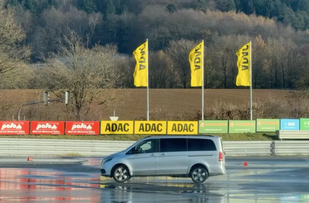 ADAC 드리프트